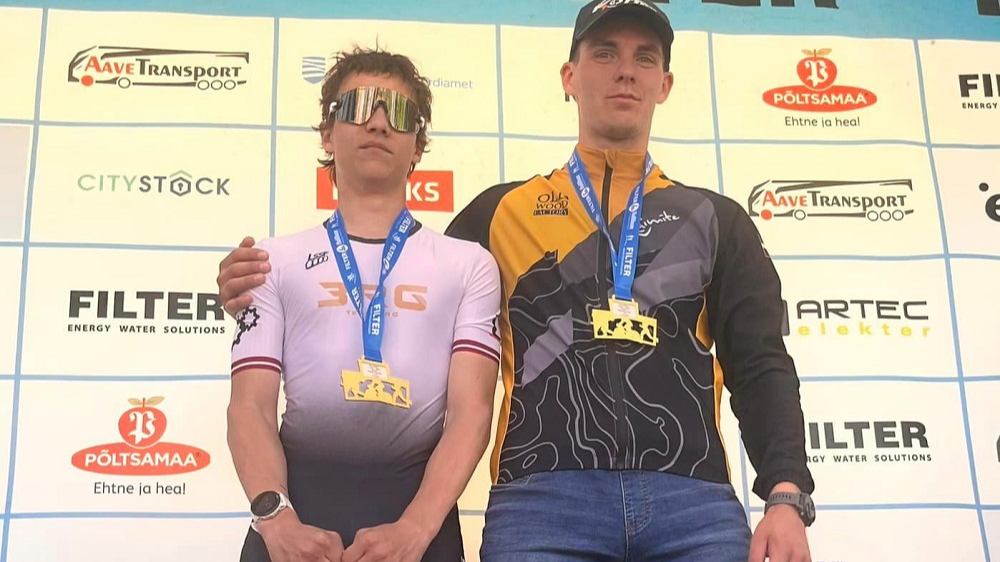 Znotiņš un juniore Krūmiņa ātrākie Latvijas čempionātā skrituļslidošanā 10km 